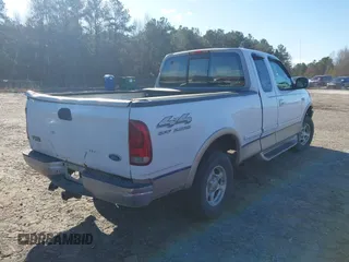 1997 Ford F-150 XL with VIN 1FTDX18W0VND35992, listed as a IAAI auction lot 41718167 with 285,973 mi miles. Bid and sale history available at carsss.com. Image 4.