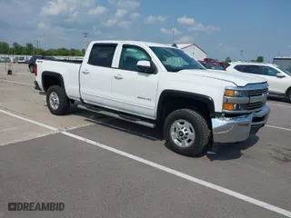 2015 Chevrolet Silverado 2500HD LT with VIN 1GC1KVEG8FF569475, listed as a IAAI auction lot 39935688 with 161,375 mi miles. Bid and sale history available at carsss.com. Image 1.