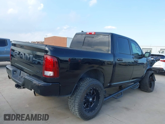 2018 Ram 1500 Sport z VIN 1C6RR7MT8JS168041, wystawiony jako IAAI lot #41887661 z przebiegiem 105 448 mil mil oraz . Historia ofert i sprzedaży dostępna na DreamBid. Obrazek 4.