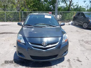 2008 Toyota Yaris z VIN JTDBT923981191385, wystawiony jako IAAI lot #42296509 z przebiegiem 175 871 mil mil oraz . Historia ofert i sprzedaży dostępna na DreamBid. Obrazek 6.