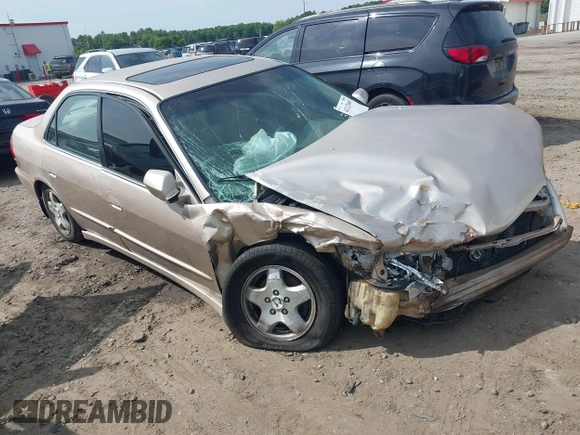 2000 Honda Accord EX with VIN 1HGCG1651YA025062, listed as a IAAI auction lot 42123069 with 221,614 mi miles and . Bid and sale history available at DreamBid. Image 1.