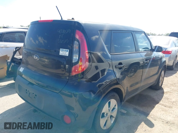 2016 Kia Soul with VIN KNDJN2A23G7246205, listed as a IAAI auction lot 42028645 with 142,240 mi miles. Bid and sale history available at carsss.com. Image 4.