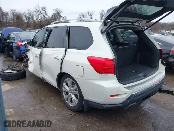 2018 Nissan Pathfinder SL with VIN 5N1DR2MM1JC666604, listed as a IAAI auction lot 41181860 with 57,586 mi miles. Bid and sale history available at carsss.com. Image 3.