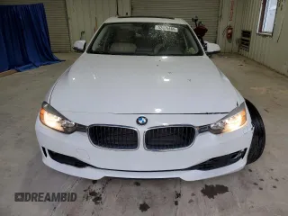 2013 BMW 3 Series 328i xDrive with VIN WBA3B3C58DF542088, listed as a Copart auction lot 52076465 with 85,222 mi miles and Salvage Title. Bid and sale history available at DreamBid. Image 5.