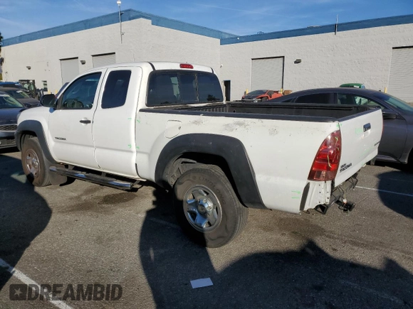 2013 Toyota Tacoma PreRunner with VIN 5TFTU4GN3DX038376, listed as a Copart auction lot 85600734 with 153,384 mi miles and Salvage Title. Bid and sale history available at carsss.com. Image 2.