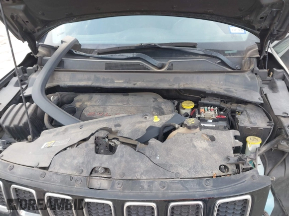 2018 Jeep Compass Altitude with VIN 3C4NJCBB5JT240751, listed as a IAAI auction lot 41674481 with 132,898 mi miles and . Bid and sale history available at DreamBid. Image 10.