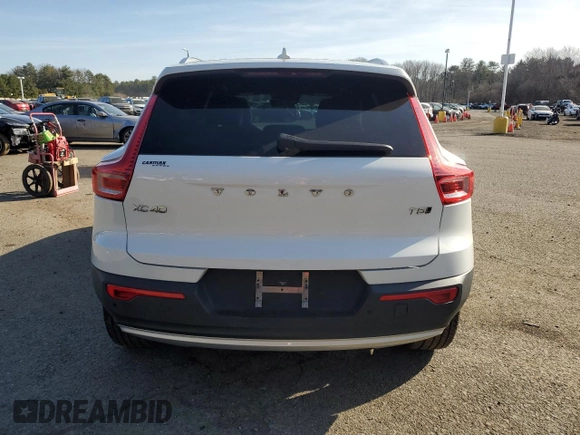 2020 Volvo XC40 Momentum with VIN YV4162UK8L2177380, listed as a Copart auction lot 49244565 with 45,228 mi miles and Salvage Title. Bid and sale history available at DreamBid. Image 6.