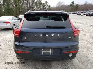2022 Volvo XC40 R-Design with VIN YV4162UM6N2783586, listed as a Copart auction lot 51628425 with Not provided miles and Salvage title. Bid and sale history available at DreamBid. Image 6.