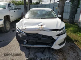 2021 Nissan Sentra S z VIN 3N1AB8BV2MY226738, wystawiony jako Copart lot #50047545 z przebiegiem Nie podano mil oraz Szkoda całkowita • Salvage title. Historia ofert i sprzedaży dostępna na DreamBid. Obrazek 5.