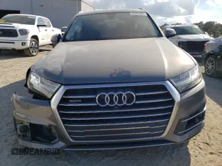 2017 Audi Q7 Prestige z VIN WA1VAAF73HD002966, wystawiony jako Copart lot #39531823 z przebiegiem 115 000 mil mil oraz Nie do naprawy • Non repairable. Historia ofert i sprzedaży dostępna na DreamBid. Obrazek 5.
