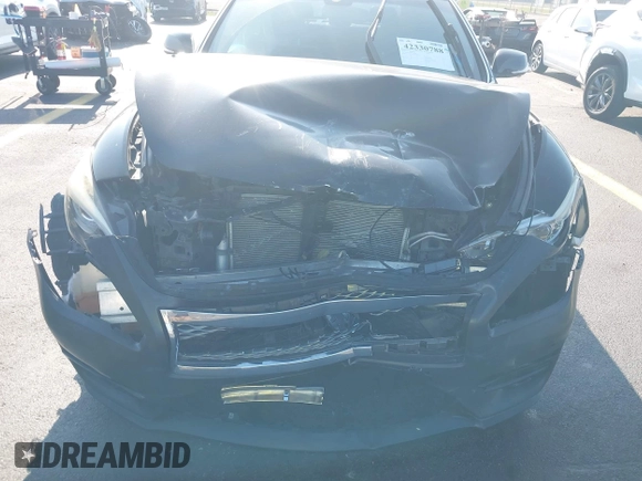 2017 Infiniti Q70 3.7 with VIN JN1BY1AP8HM740678, listed as a IAAI auction lot 42330788 with 47,461 mi miles and . Bid and sale history available at DreamBid. Image 6.
