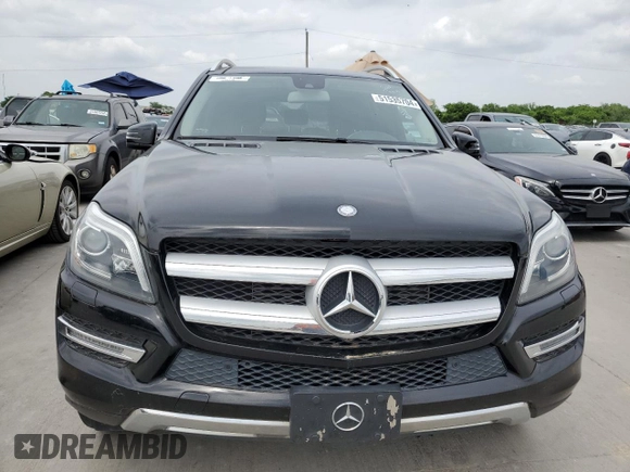 2015 Mercedes-Benz GL-Class GL 350 BlueTEC with VIN 4JGDF2EE6FA552181, listed as a Copart auction lot 51535704 with 106,452 mi miles. Bid and sale history available at carsss.com. Image 5.