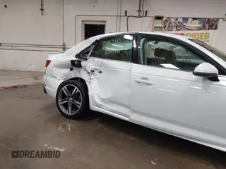 2017 Audi A4 Premium Plus z VIN WAUENAF45HN039427, wystawiony jako IAAI lot #41595241 z przebiegiem 64 605 mil mil oraz . Historia ofert i sprzedaży dostępna na DreamBid. Obrazek 6.