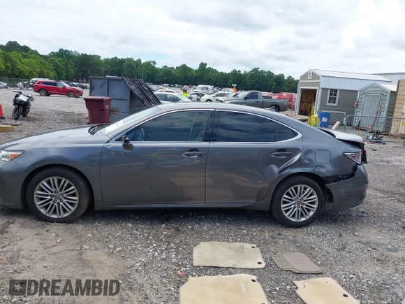 2014 Lexus ES 330 z VIN JTHBK1GG4E2129607, wystawiony jako IAAI lot #42468963 z przebiegiem 115 158 mil mil oraz . Historia ofert i sprzedaży dostępna na DreamBid. Obrazek 14.