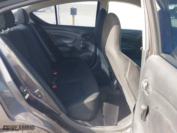 2015 Nissan Versa SV with VIN 3N1CN7AP1FL821352, listed as a IAAI auction lot 41379695 with 226,129 mi miles. Bid and sale history available at carsss.com. Image 8.