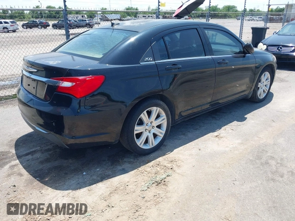 2012 Chrysler 200 Touring with VIN 1C3CCBBB8CN106867, listed as a IAAI auction lot 42233186 with 136,276 mi miles and . Bid and sale history available at DreamBid. Image 4.