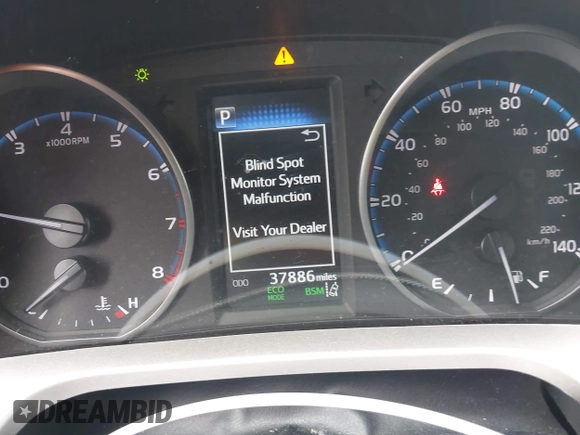 2018 Toyota RAV4 XLE with VIN JTMWFREV2JJ752568, listed as a IAAI auction lot 41795891 with 37,886 mi miles. Bid and sale history available at carsss.com. Image 7.