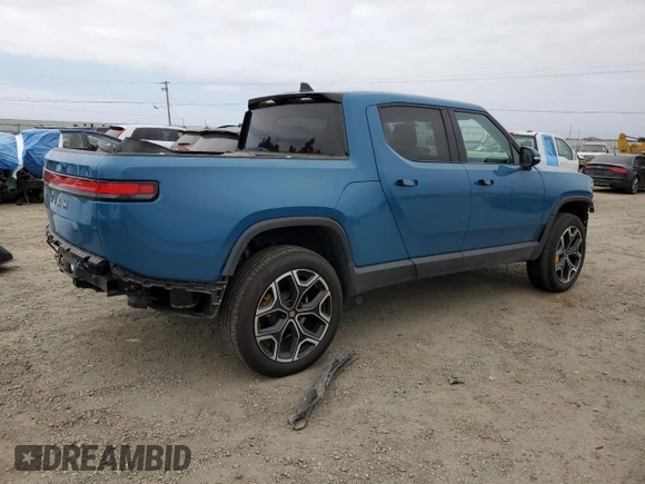 2023 Rivian R1T Launch Edition with VIN 7FCTGAAL7PN019188, listed as a Copart auction lot 55100405 with 13,654 mi miles and Salvage Title. Bid and sale history available at DreamBid. Image 3.