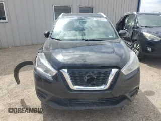 2019 Nissan Kicks S with VIN 3N1CP5CU9KL546289, listed as a Copart auction lot 49649395 with 103,533 mi miles and Salvage Title. Bid and sale history available at carsss.com. Image 5.