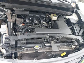 2018 Nissan Pathfinder SL z VIN 5N1DR2MM3JC609272, wystawiony jako IAAI lot #42369122 z przebiegiem 105 853 mil mil oraz . Historia ofert i sprzedaży dostępna na DreamBid. Obrazek 10.