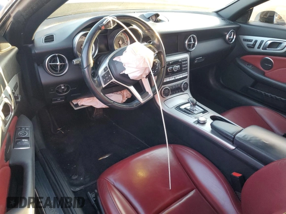 2016 Mercedes-Benz SLK 300 with VIN WDDPK3JA7GF121297, listed as a Copart auction lot 46720095 with 90,410 mi miles and Salvage title. Bid and sale history available at DreamBid. Image 8.