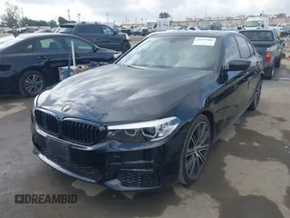 2018 BMW 5 Series 540i z VIN WBAJE5C5XJWA94252, wystawiony jako IAAI lot #42119366 z przebiegiem 53 762 mil mil oraz . Historia ofert i sprzedaży dostępna na DreamBid. Obrazek 17.