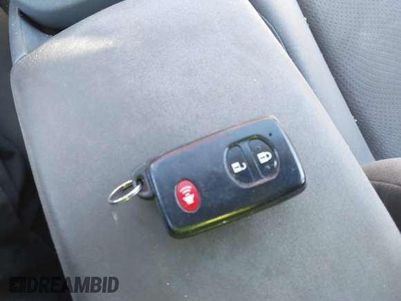2011 Toyota Prius I z VIN JTDKN3DU3B1356349, wystawiony jako IAAI lot #41244243 z przebiegiem 161 803 mil mil oraz . Historia ofert i sprzedaży dostępna na DreamBid. Obrazek 11.