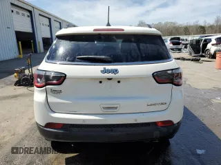 2018 Jeep Compass Limited with VIN 3C4NJCCB4JT406675, listed as a Copart auction lot 48693095 with 101,571 mi miles and Salvage Title. Bid and sale history available at carsss.com. Image 6.