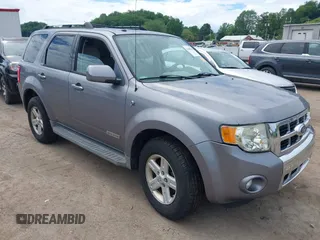 2008 Ford Escape Hybrid с VIN 1FMCU49H68KC63297, выставлен на аукционе IAAI как лот 42488181 с пробегом 230 266 миль миль и . История ставок и продаж доступна на DreamBid. Изображение 1.