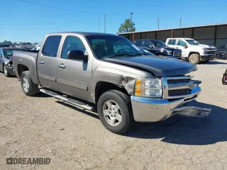 2012 Chevrolet Silverado 1500 LT with VIN 3GCPCSE07CG204577, listed as a IAAI auction lot 41629601 with 321,459 mi miles. Bid and sale history available at carsss.com. Image 1.