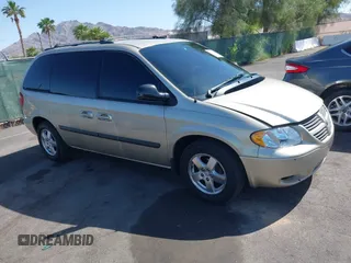 2005 Dodge Caravan SXT with VIN 1D4GP45R35B160641, listed as a IAAI auction lot 42132099 with 196,731 mi miles and . Bid and sale history available at carsss.com. Image 1.