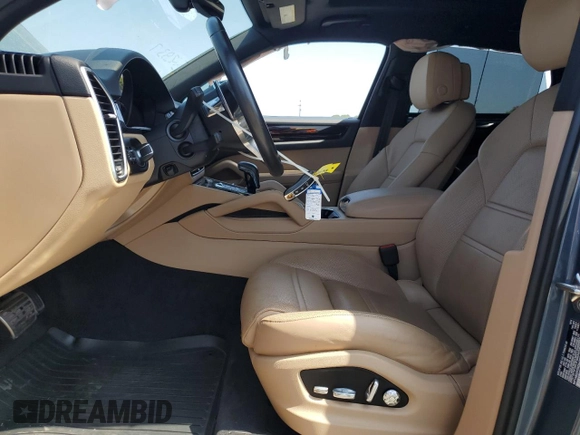 2019 Porsche Cayenne S с VIN WP1AB2AY2KDA63934, выставлен на аукционе Copart как лот 59720965 с пробегом 29 213 миль миль и Списание • Salvage title. История ставок и продаж доступна на DreamBid. Изображение 7.