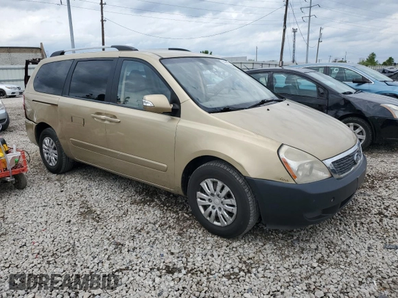 2011 Kia Sedona LX with VIN KNDMG4C71B6409718, listed as a Copart auction lot 55309365 with 307,610 mi miles and Salvage Title. Bid and sale history available at carsss.com. Image 4.