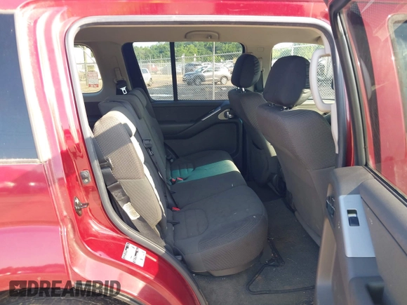 2007 Nissan Pathfinder SE z VIN 5N1AR18W87C609222, wystawiony jako IAAI lot #42454853 z przebiegiem 180 171 mil mil oraz . Historia ofert i sprzedaży dostępna na DreamBid. Obrazek 8.