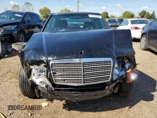 1994 Mercedes-Benz E Class with VIN WDBEA32E8RC139526, listed as a Copart auction lot 71270454 with 137,920 mi miles and Salvage Title. Bid and sale history available at carsss.com. Image 5.