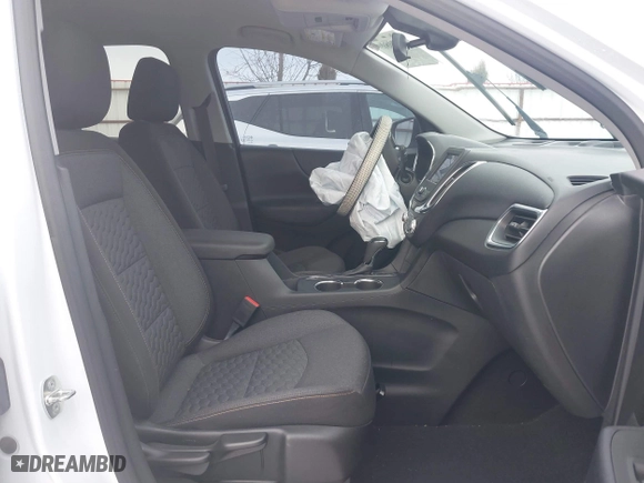 2020 Chevrolet Equinox LT with VIN 3GNAXVEX5LS709689, listed as a IAAI auction lot 41600809 with 34,918 mi miles. Bid and sale history available at carsss.com. Image 5.