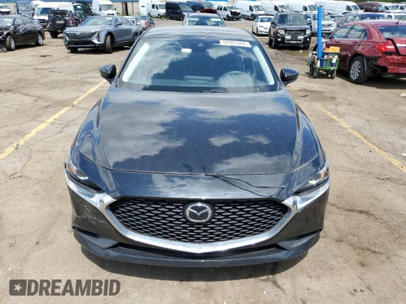 2022 Mazda 3 2.0 with VIN 3MZBPAA78NM306967, listed as a Copart auction lot 60905384 with 32,135 mi miles and Salvage Title. Bid and sale history available at DreamBid. Image 5.