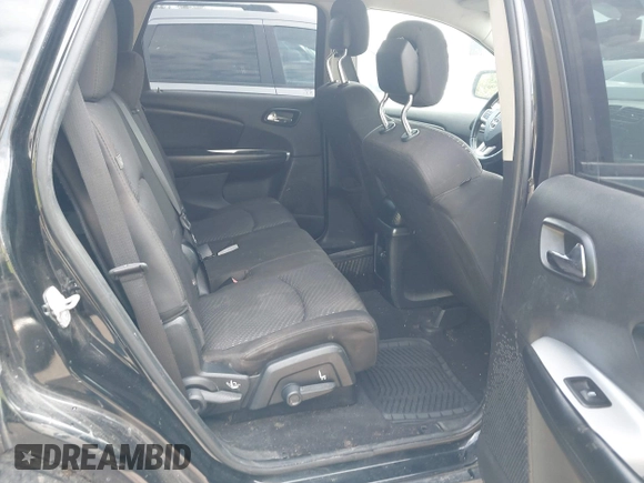2014 Dodge Journey SE with VIN 3C4PDCABXET235827, listed as a IAAI auction lot 41927966 with 186,179 mi miles and . Bid and sale history available at carsss.com. Image 8.