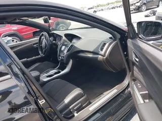 2018 Acura TLX w/A-SPEC Pkg z VIN 19UUB2F65JA002553, wystawiony jako IAAI lot #40023121 z przebiegiem 123 259 mil mil oraz . Historia ofert i sprzedaży dostępna na DreamBid. Obrazek 5.