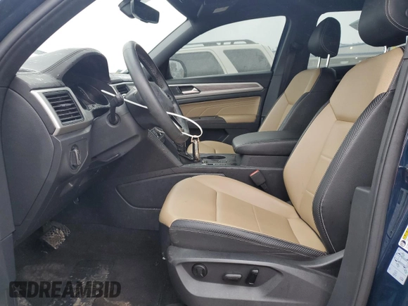 2021 Volkswagen Atlas SE with VIN 1V2JE2CA2MC241535, listed as a Copart auction lot 44203225 with 33,995 mi miles and Salvage title. Bid and sale history available at DreamBid. Image 7.