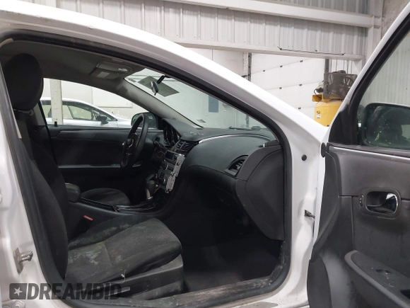 2012 Chevrolet Malibu 1LT with VIN 1G1ZC5EU7CF327741, listed as a IAAI auction lot 40573709 with 145,202 mi miles and . Bid and sale history available at DreamBid. Image 5.