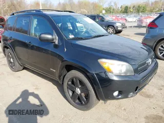 2006 Toyota RAV4 Sport with VIN JTMBK32V065001366, listed as a IAAI auction lot 42120400 with 218,415 mi miles. Bid and sale history available at carsss.com. Image 1.