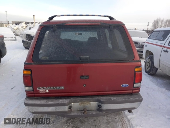 1996 Ford Explorer XL z VIN 1FMDU34X5TUA10188, wystawiony jako Copart lot #80354054 z przebiegiem 119 193 mil mil oraz Szkoda całkowita • Salvage title. Historia ofert i sprzedaży dostępna na DreamBid. Obrazek 6.