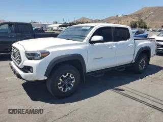 2023 Toyota Tacoma SR with VIN 3TMCZ5AN6PM622555, listed as a Copart auction lot 63068555 with 31,614 mi miles and Clean title. Bid and sale history available at DreamBid. Image 1.