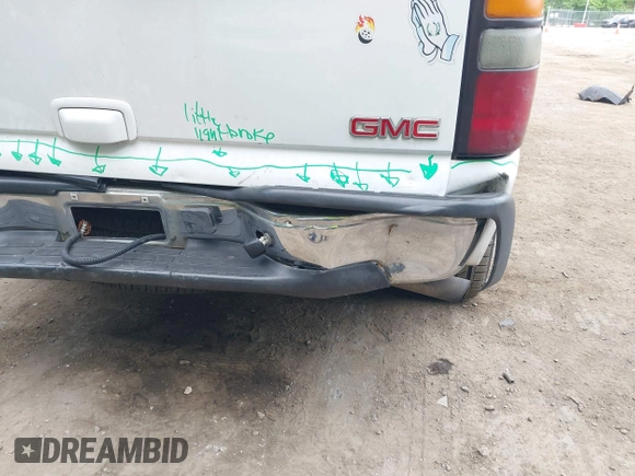 2005 GMC Yukon SLT z VIN 1GKEC13T75R114660, wystawiony jako IAAI lot #42223845 z przebiegiem 199 064 mil mil oraz . Historia ofert i sprzedaży dostępna na DreamBid. Obrazek 6.