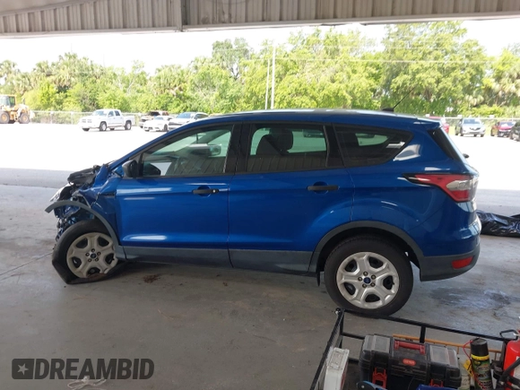 2017 Ford Escape S с VIN 1FMCU0F71HUE86078, выставлен на аукционе IAAI как лот 42395463 с пробегом 62 060 миль миль и . История ставок и продаж доступна на DreamBid. Изображение 15.
