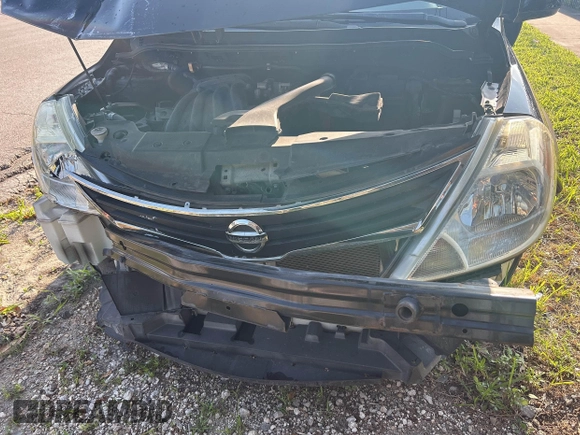 2010 Nissan Versa 1.6 with VIN 3N1CC1AP5AL391286, listed as a IAAI auction lot 42005172 with 33,441 mi miles. Bid and sale history available at carsss.com. Image 6.