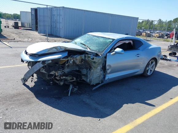 2018 Chevrolet Camaro 1LT z VIN 1G1FB1RX3J0125112, wystawiony jako IAAI lot #42034286 z przebiegiem 179 149 mil mil oraz . Historia ofert i sprzedaży dostępna na DreamBid. Obrazek 2.