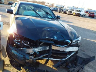 2022 BMW 3 Series 330i xDrive with VIN 3MW5R7J03N8C37885, listed as a IAAI auction lot 41018959 with 13,491 mi miles. Bid and sale history available at carsss.com. Image 12.