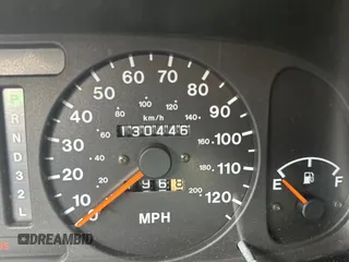 1999 Isuzu Rodeo S z VIN 4S2CK58W7X4357230, wystawiony jako Copart lot #45724855 z przebiegiem 130 446 mil mil oraz Czysty tytuł • Clean title. Historia ofert i sprzedaży dostępna na DreamBid. Obrazek 8.